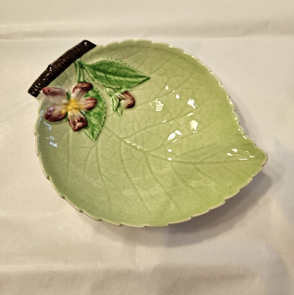 Set of two vintage Carleton Ware dishes. - Picture 8 of 14